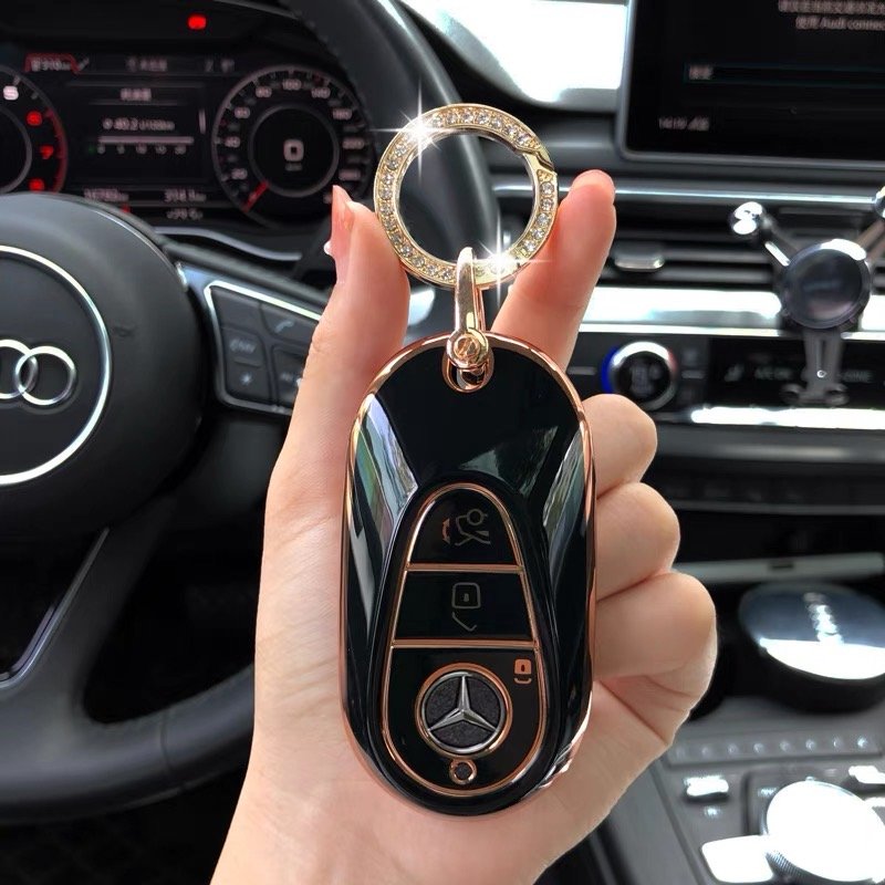 画像1: メルセデス・ベンツ/AMG★2021~汎用  クリスタル キラキラ汎用スマートキーケース/キーリング/キーホルダー/送料無料/奥さん、彼女に最適/ギフト/衝撃保護/GLA/GLC/GLE/CLA/W223/W206/WW214/C239/C63/E63/CLA45/A35/W118/C118/C167/H247/C253/X253 (1)