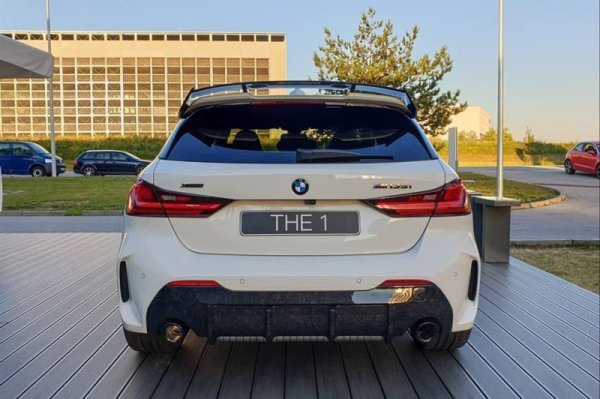 画像10: ◆BMW F40 2019~ 118 / M135i用 Mパフォーマンスタイプリアカーボンディフューザー/ディフェーザー/エアロ/PERFORMANCE (10)