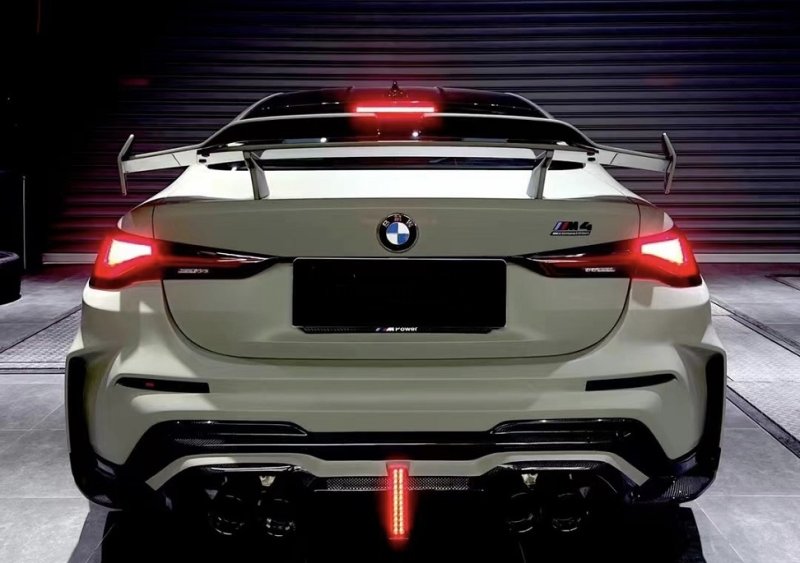 画像1: By Humans◆ワイドキット◆BMW G82M4 G83M4 LEDランプ付 リアバンパーディフューザーセット/ディフェーザー/リアスポイラー/アンダー/エアロ/綾織カーボン/軽量/ヒューマンズ/整流効果 (1)