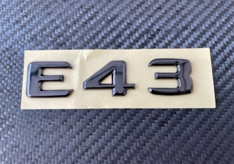 画像1: ◆ブラッククローム E43 AMG トランクエンブレム W210 W211 W212 W213 C238 C218 S213 S212 W214 S214/ 黒メッキ/AMGグレード/バッチ/E53/E63/E300/E350 (1)