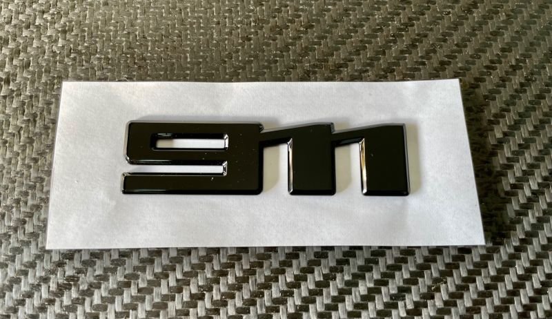 画像1: ポルシェ◆New 992 911用 リアエンブレム/グロスブラック/マットブラック/クローム/サテンクローム/レッド艶消し/970/971/718/987/GT4/交換簡単/現行タイプ (1)
