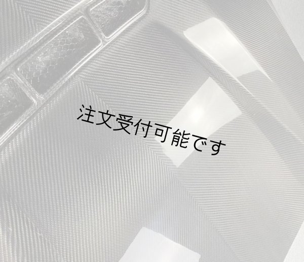 画像3: ドライカーボン◆BMW F20 1シリーズ F22 2シリーズ用 クラブスポーツタイプ ダクト付カーボンボンネット/エンジンフード/軽量化/人気商品/コンペティション/118/120/135/140/130/220/235/218カーボンファイバー (3)