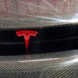 画像6: ナイトデビル◆テスラ モデル3  LCI 2023~ カーボンボンネット/エンジンフード/エアロ/レッドエンブレム/Tesla/Model3/綾織/エリートエクステリア/ (6)