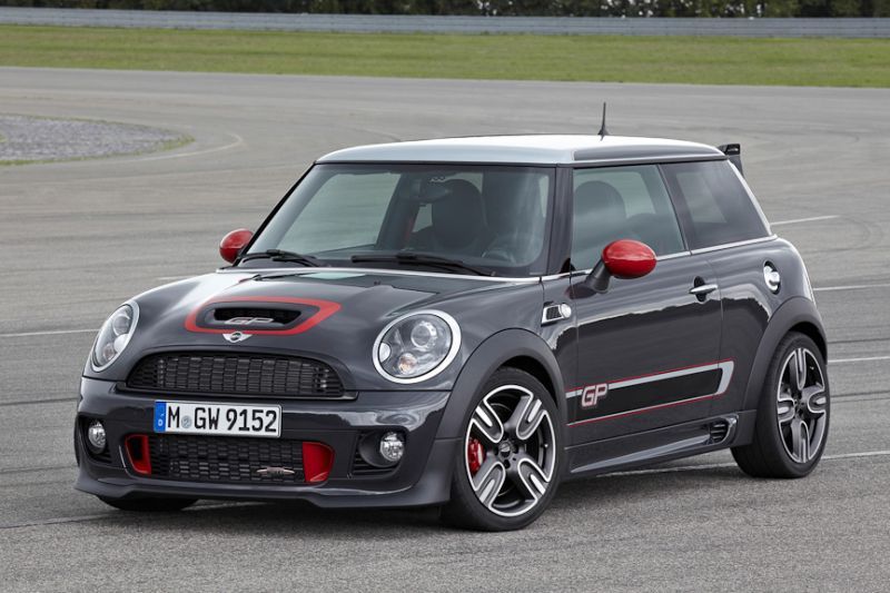 新品送料無料 BMW Mini Cooper CLOS FRPボンネット fucoa.cl