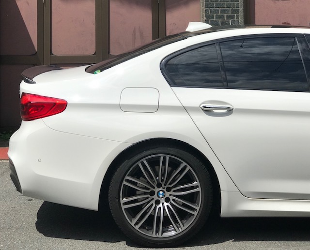 ◇BMW G30 セダン用3Dタイプカーボントランクスポイラー/リアウイング/リアスポイラー /パフォーマンス/520/533/530/540/550/M5/デザイン/3D