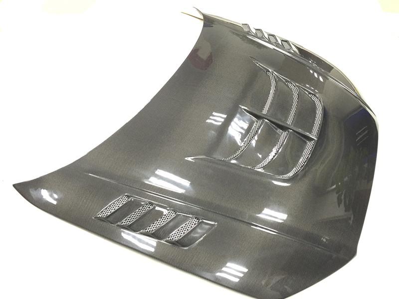 アウディ 8v A3 S3 Rs3 Rsタイプ ダクト付 カーボンボンネット エンジンフード 本物カーボン 人気商品 Audi 車検用 修理用 保険用 アウディ 8v A3 S3 Rs3 Rsタイプ ダクト付 カーボンボンネット エンジンフード 本物カーボン 人気商品 Audi 車検用 修理用 保険用