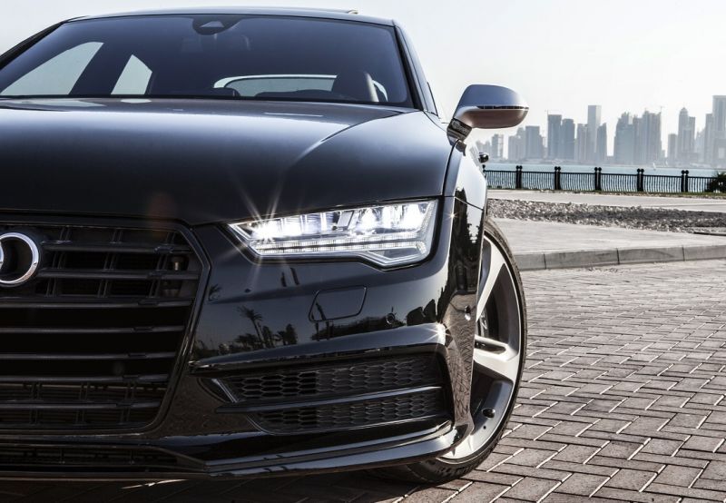 ◇アウディ C7 4G A7/S7 後期用 スポーツタイプ艶黒ブラックセンタアーグリル/AUDI /ラジエターグリル/ブラックグリル/グロスブラック/人気商品/SLINE ◇アウディ C7 4G A7/S7 後期用 スポーツタイプ艶黒ブラックセンタアーグリル/AUDI /ラジエターグリル/ブラックグリル/グロスブラック/人気商品/SLINE